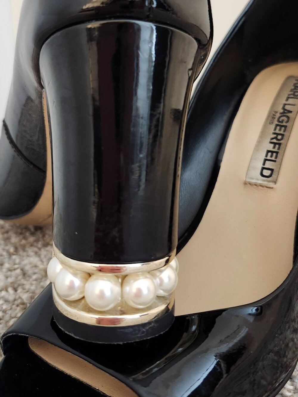 Karl Lagerfeld Paris Black Patent Leather Pearl‑Heel Pumps – Size 6 – EUC - Picture 5 of 8